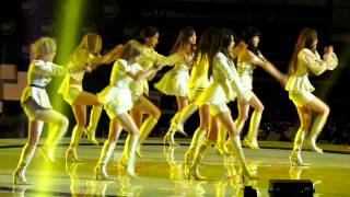 MAMA 2011  SNSD  The Boys Remix FANCAM [upl. by Ainatit]