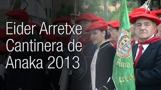 Eider Arretxe Gonzalez Cantinera de la Compañía de Anaka en el Alarde de Irun 2013 [upl. by Cinemod]