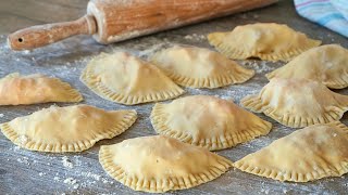 Cómo hacer masa casera para empanadillas Receta fácil rápida y con TRUCOS [upl. by Antonetta]