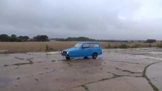 Reliant Rialto SE Robin Regal How to wheelie [upl. by Deelaw]