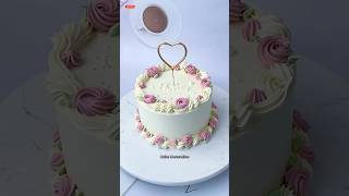 Flower cake decoration❣️❣️ cakedesign [upl. by Nnaassilem315]