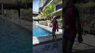 Berenang di hotel grand sunshine [upl. by Aiveneg606]