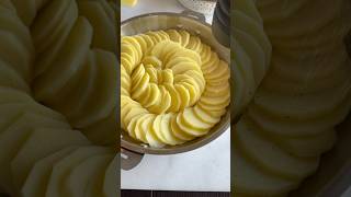 🌿Gratin de pommes de terre à la crème de poireaux au parmesan 🧀 gratin poireaux recettefacile [upl. by Reisman]