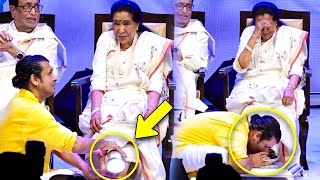 Sonu Nigam Washes and Kisses Asha Bhosles Feet At Her Biography Launch [upl. by Carissa636]