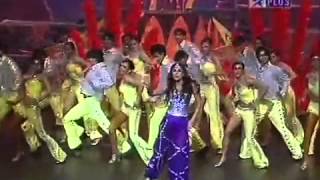 Kareena kapoor at IIFA awards 2008 YouTube [upl. by Philomena]