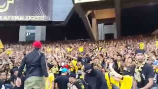 Ultras Malaya  AFF Suzuki Cup Final 2014 Bukit Jalil Stadium [upl. by Longwood]