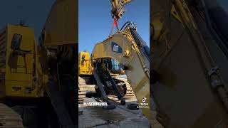 Disassembly of a CAT 6015B heavyequipment constructionequipment excavator caterpiller [upl. by Llekcor]