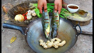 Cooking Cat Fish Ginger Recipe  Cook Ginger with Cat Fish n Soybean for Lunch [upl. by Azer]