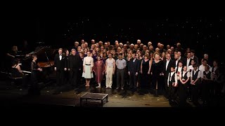 quotUtterly utterly beautifulquot  Wiltshire High Sheriff cries tears of joy at choral rehearsal [upl. by Rabkin]