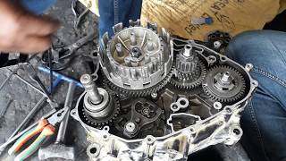 Suzuki Gixxer 150cc gs full engine repair  Clutch Plate Change  oil leak Engine Noise Fixed [upl. by Leshia]