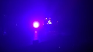 Louane  Derrière le brouillardTu mas dit  live at Cirque Jules Verne  Amiens 24022024 [upl. by Iaka]