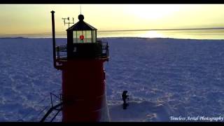 Polar Vortex Frozen 4K Footage of South Haven Lighthouse Must see Pure Michigan Travel [upl. by Dirk]