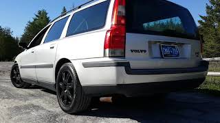 Volvo V70 T5 straight pipe exhaust [upl. by Onitrof]