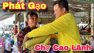 Chợ Cao Lãnh Đồng Tháp Người Khó Khăn Vui Mừng Nhận Gạo Từ Tấm Lòng Hảo Tâm Mỹ  Khương Nhựt Minh [upl. by Berri]