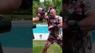 4 Techniques muay thai Boxing workout Boxe combo Enchaînement thaï muaythai combo boxing [upl. by Hubie]