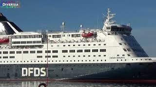 DFDS FERRY ENTERING THE TERMINAL IN OSLO NORWAY [upl. by Aikkin]