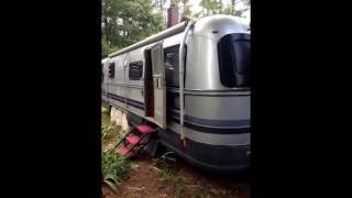 1989 AVION 34XB Basement Model Aluminum Travel Trailer [upl. by Mak]