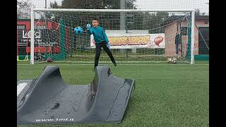 SGpreparatoreportieri Pulcini 2015 Centro Schiaffino Luca VS Deviatore training for goalkeepers [upl. by Leicam495]