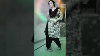 Kya khoob lagti hobadi Sundar dikhati hosubscribe old songyoutubeshorts mishti [upl. by Ihteerp402]