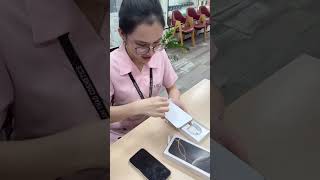 Unbox iPhone 16 Pro Max màu Titan tự nhiên về tay của chị khách xinh đẹp nhà Khang [upl. by Atinel]