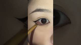 Apply Fake Eyelashes 💙 Girls Eyelashes Kaise lagaen Simple And Easy shorts shortsfeed tutorial [upl. by Arrio]