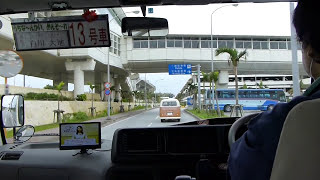 那覇空港 トヨタレンタカー送迎バス 2013年 [upl. by Ylus]