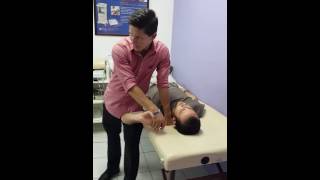 Prueba Neurodinámica para el nervio Ulnar por Andrés Zuñiga [upl. by Nork]