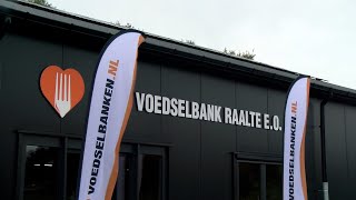 Open Dag en 10jarig bestaan Voedselbank Raalte ”Het geeft een warm gevoel als je hier komtquot [upl. by Eilojne]