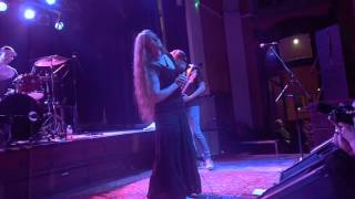 Layla Zoe  The Lily  Musiktheater Piano  Dortmund  20130920 [upl. by Shiri]