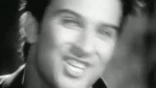 Tarkan Şımarık Simarik Kiss Kiss Extended Version Original Video webm [upl. by Namharludba871]