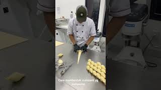 CARA MEMBUAT CROISSANT YG SEMPURNAfood reaktion sorotan viennoiserie viennoisseries croissant [upl. by Norrehs244]