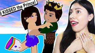 I KISSED MY PRINCE CHARMING  Roblox  Royale High [upl. by Reneta]