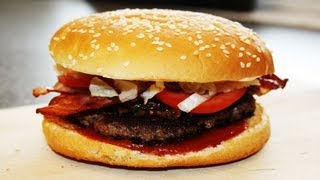 REZEPT 1955 BURGER MCDONALDS STYLE ZU HAUSE SELBSTGEMACHT [upl. by Clarine]