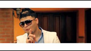 Farruko HOLA BEBA Video Oficial [upl. by Courcy]