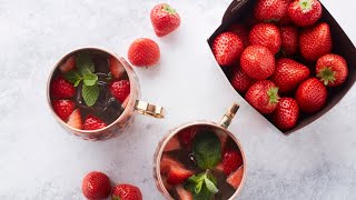 Moscow Mule met aardbeien [upl. by Adeirf24]