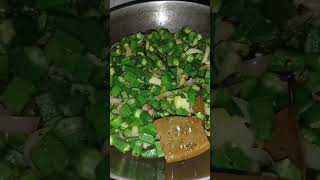 kurkuri masaledar bhindi ki majedar sabji ki recipe😋 [upl. by Zerlina]