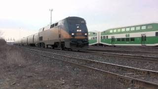 EXTREME THREE TRAIN MEET IN WHITBY ONTARIO HD [upl. by Asyen871]