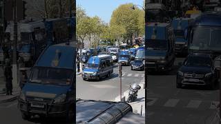 Convoi gendarmerie Paris [upl. by Ahsimac489]