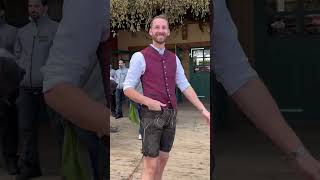 Gehst du aufs Oktoberfest 🥨☺️🎡 oktoberfest wiesn2024 equestrian pferd horse bayern shorts [upl. by Risser]