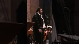 Breathtaking performance of “Torna a Surriento” by Luciano Pavarotti [upl. by Major586]