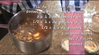 Antoine au quotidien  Capsule 11  Sauce brune maison pour poutine [upl. by Ynoffit]