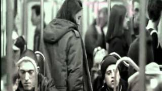 LA haine dans le métro wmv [upl. by Furnary]