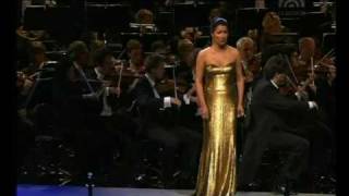 Operngala Anna Netrebko  quotBehind the scenesquot Teil1 [upl. by Cyrie]