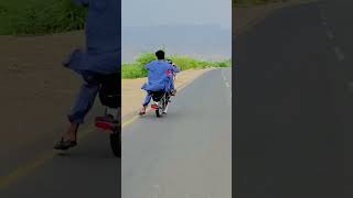 heavy zig zag bikeonewheeling stunt wheeliebike wheelie onewheeling fyp [upl. by Adnarahs]