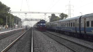 Saharsa Garib Rath Express overtakes 12057 UHL Janshatabdi at Gharounda [upl. by Walworth]