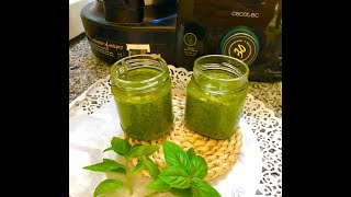 Pesto di basilico fatto in casa [upl. by Loats28]