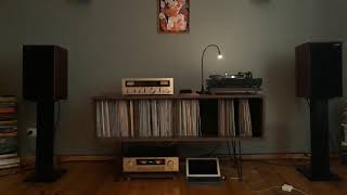 Harbeth 301  Accuphase E212 [upl. by Narot]