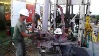 Making a mouse hole connection rig 21 evergreen drilling [upl. by Redmer]