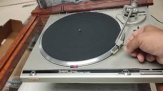 Technics SLQ200 Direct Drive Quartz Automatic Stereo Turntable [upl. by Genna]