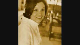 Lenita Bruno singing Canta Canta Mais tom Jobim 1958 [upl. by Hauger]